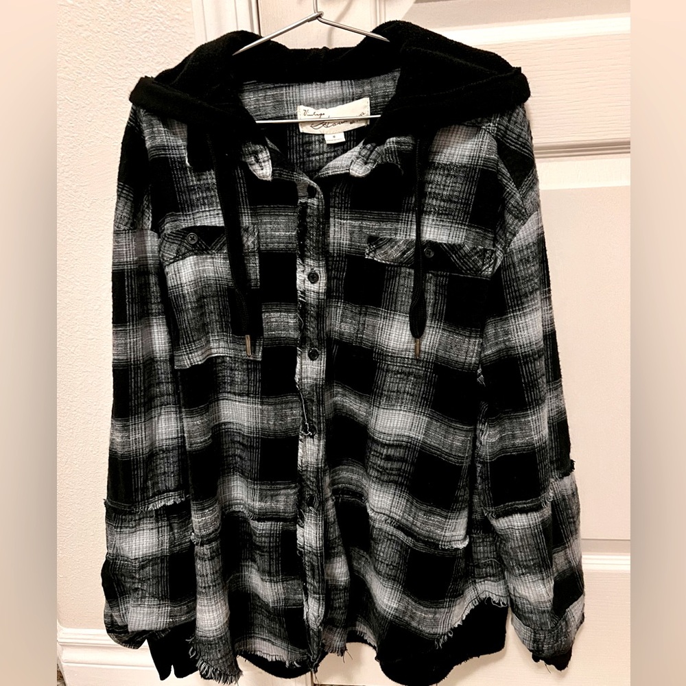 Vintage Havana Black & White Plaid Flannel Button-Down Hoodie - Women’s Small